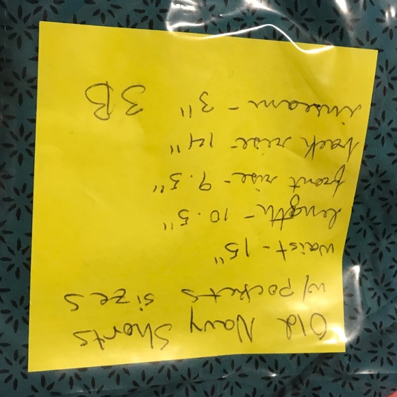 Old Navy Shorts - Picture 4 of 4